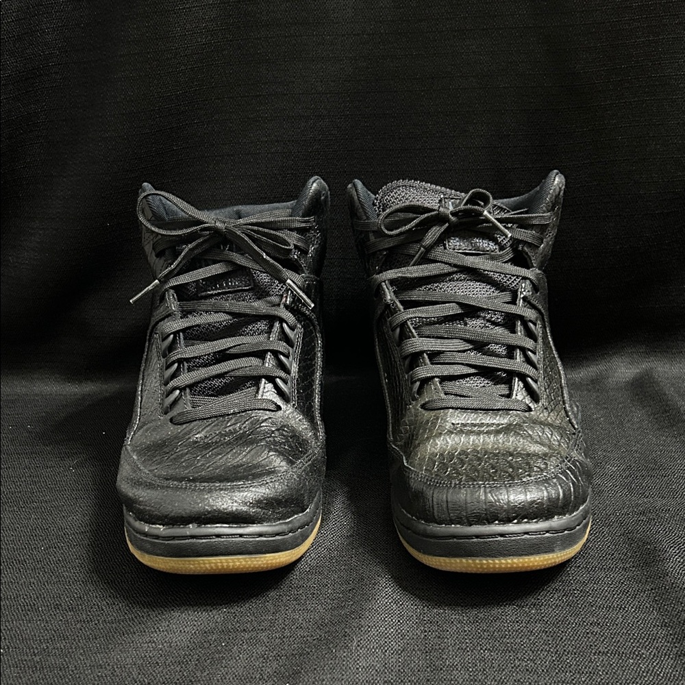 Nike Air Python Sneakers - image 4